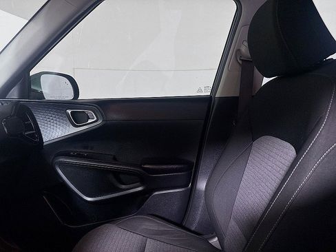 Used 2020 Kia Soul EX FWD image 23
