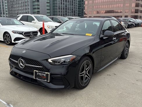 Used 2023 Mercedes-Benz C 300 4MATIC Sedan image 1