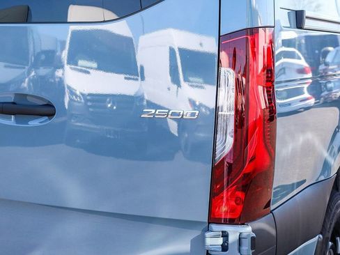 Used 2024 Mercedes-Benz Sprinter 144 Cargo image 8