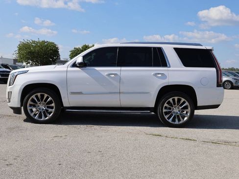 Used 2020 Cadillac Escalade Luxury AWD/4WD image 8