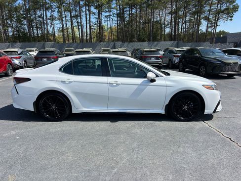 Used 2023 Toyota Camry XSE image 5