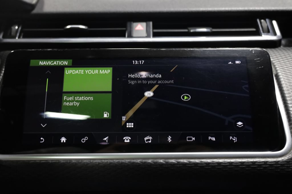 Used 2019 Land Rover Range Rover Velar R-Dynamic SE AWD/4WD image 46