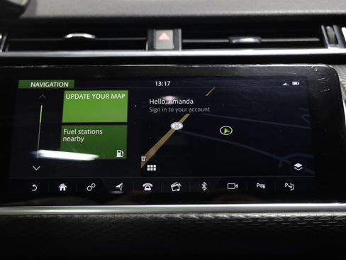 Used 2019 Land Rover Range Rover Velar R-Dynamic SE AWD/4WD image 46