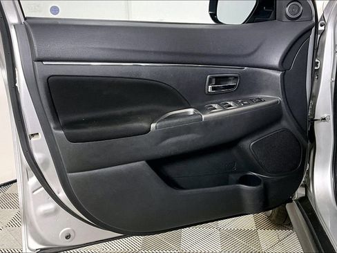 Used 2019 Mitsubishi Outlander Sport SE image 23