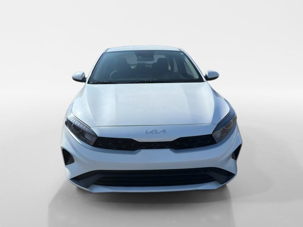 Used 2024 Kia Forte LXS FWD image 8