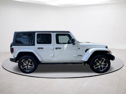 Used 2024 Jeep Wrangler Sport S w/ Convenience Group image 6