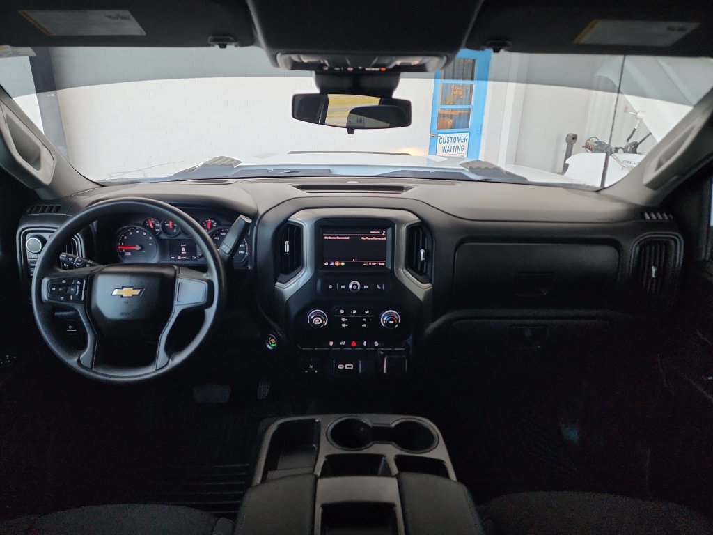 Used 2026 Chevrolet Silverado 2500 Custom w/ Custom Convenience Package AWD/4WD image 17