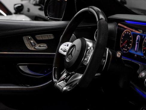 Used 2019 Mercedes-Benz E 63 AMG S image 24