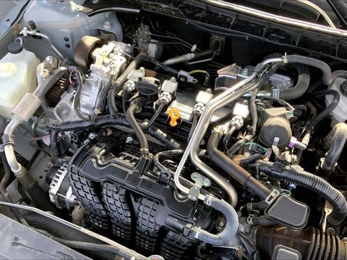 Used 2024 Nissan Altima 2.5 SV image 34