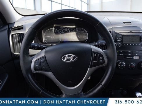 Used 2009 Hyundai Elantra FWD image 5