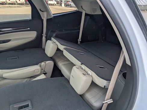 Used 2018 Buick Enclave Premium image 14