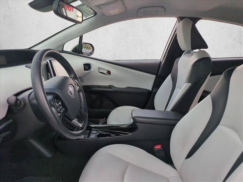 Certified 2022 Toyota Prius Limited FWD image 16