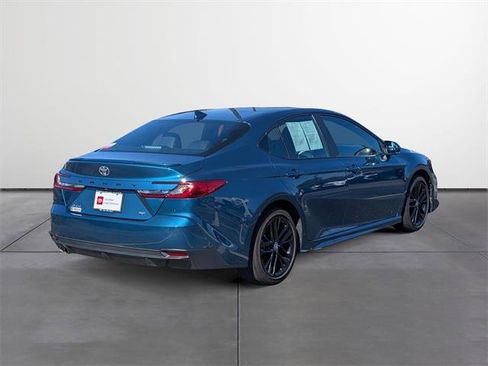 Certified 2025 Toyota Camry SE image 5