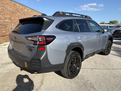Certified 2024 Subaru Outback Wilderness AWD/4WD image 3