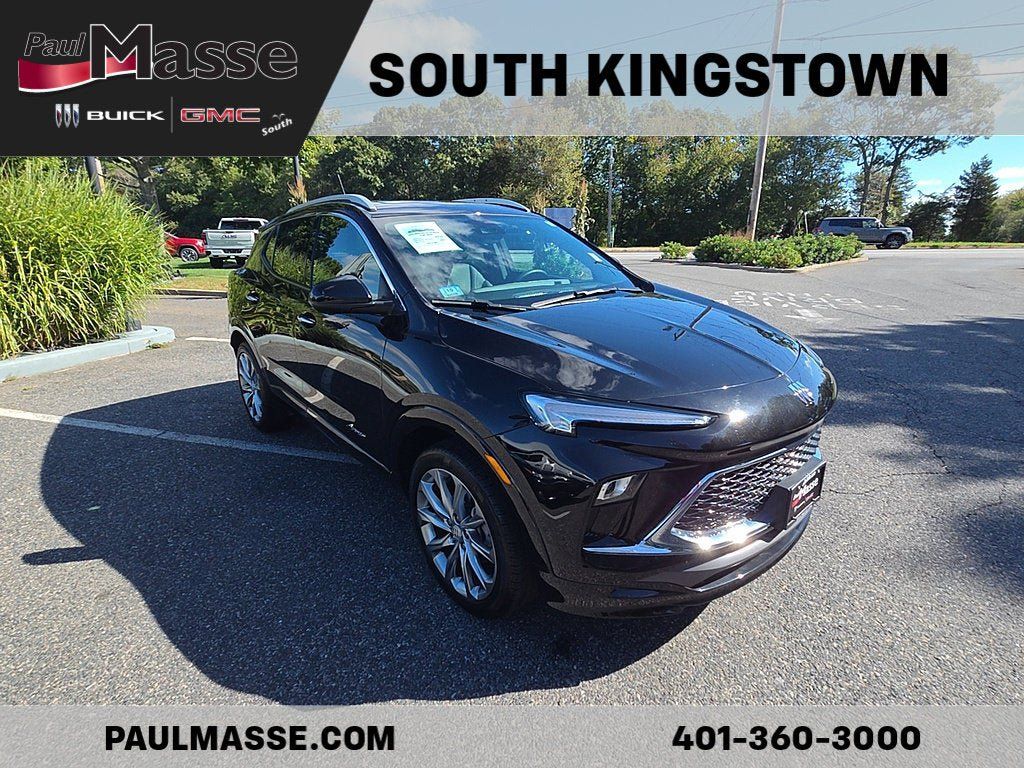 Used 2024 Buick Encore GX Avenir w/ Avenir Technology Package AWD/4WD image 3