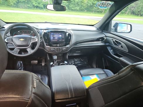 Used 2023 Chevrolet Traverse LT AWD/4WD image 22