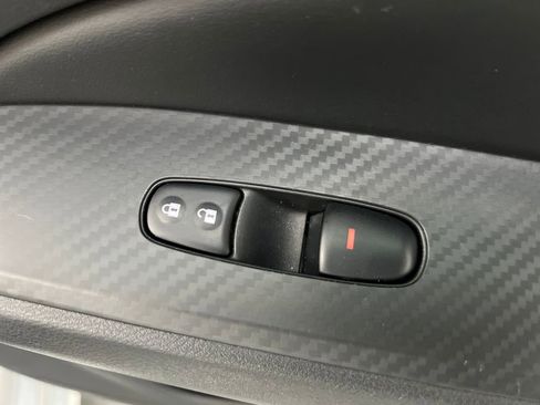 Used 2024 Nissan Altima 2.5 SV image 23