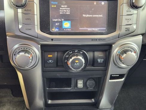 Used 2018 Toyota 4Runner SR5 Premium RWD image 18