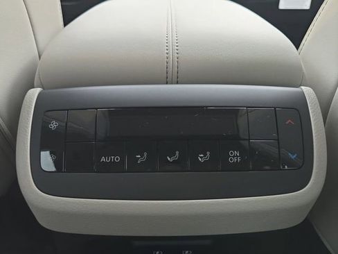 New 2026 Nissan Pathfinder SL image 26