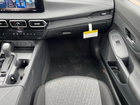 New 2026 Nissan Sentra SV FWD image 18