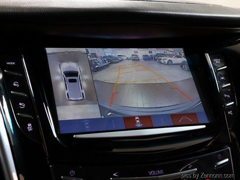 Used 2018 Cadillac Escalade Premium Luxury AWD/4WD image 22