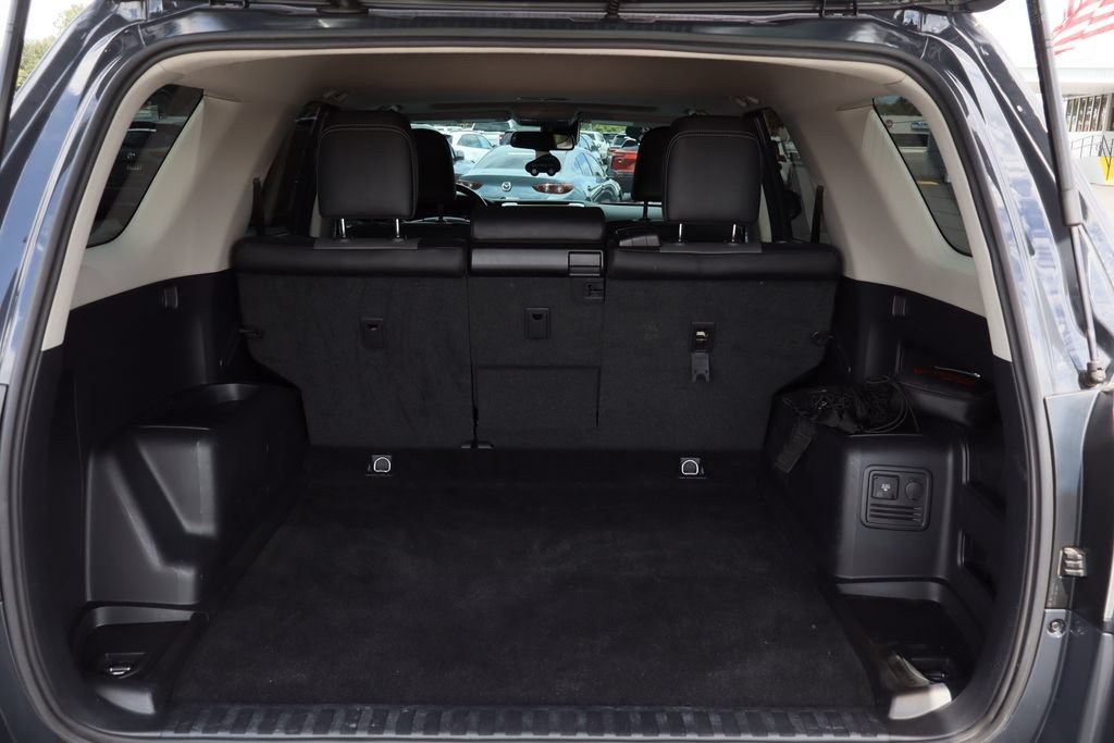 Used 2024 Toyota 4Runner SR5 Premium w/ Moonroof Package RWD image 26