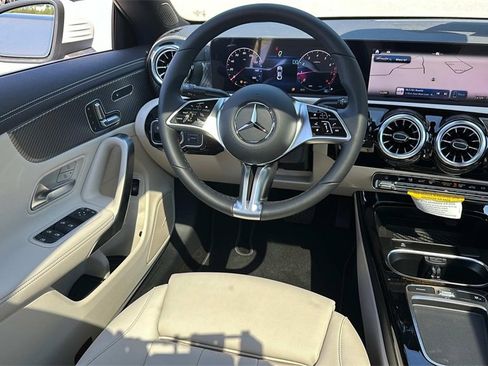 Used 2025 Mercedes-Benz CLA 250 image 26