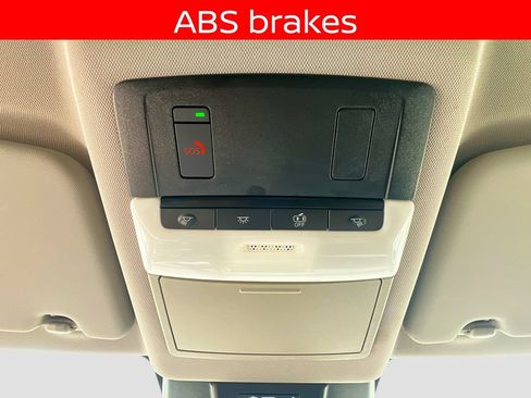 Used 2023 Nissan Rogue SV FWD image 30