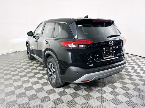 Used 2023 Nissan Rogue SV AWD/4WD image 5