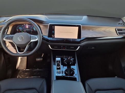 New 2026 Volkswagen Atlas SE image 22