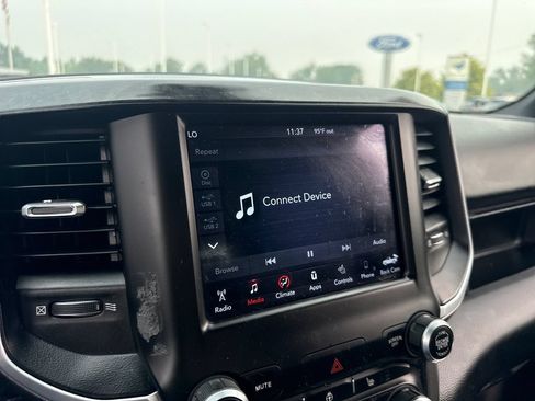 Used 2019 RAM 1500 Big Horn AWD/4WD image 43