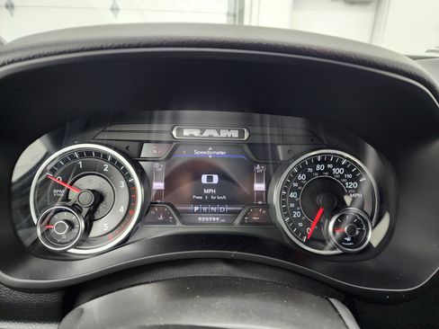 Used 2022 RAM 3500 Big Horn w/ Level B Equipment Group image 10