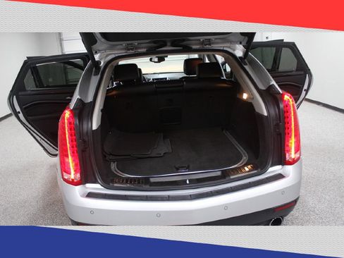 Used 2016 Cadillac SRX Luxury w/ Driver Awareness Package image 29