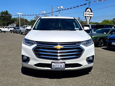 Used 2021 Chevrolet Traverse High Country w/ LPO, Floor Liner Package AWD/4WD image 2