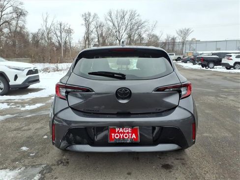 Used 2025 Toyota Corolla SE image 6