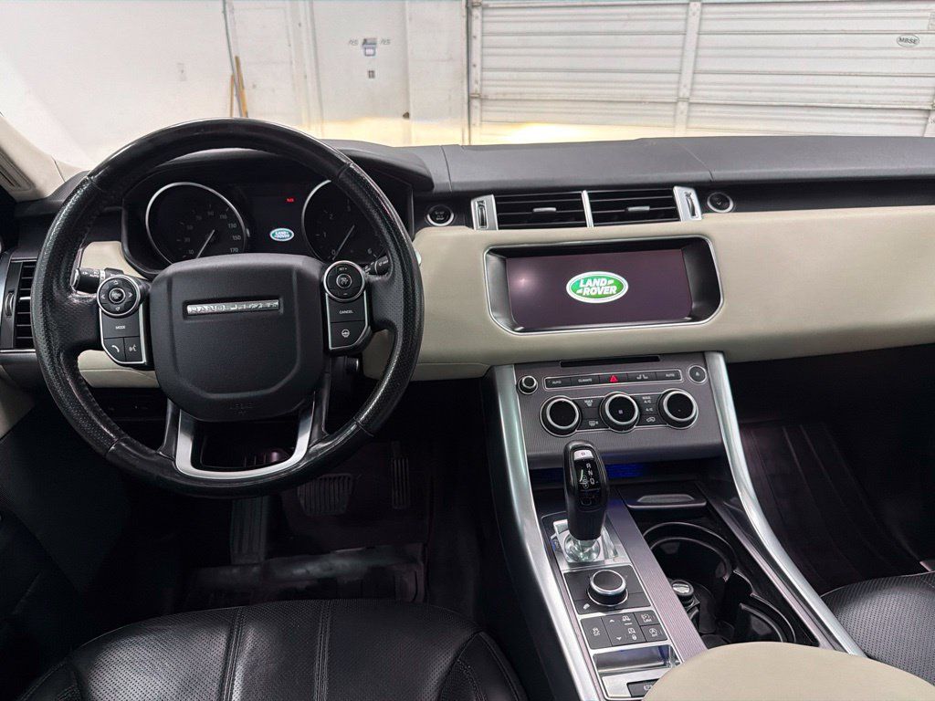 Used 2017 Land Rover Range Rover Sport HSE AWD/4WD image 26