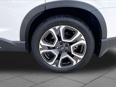 Used 2024 Subaru Ascent Touring w/ Popular Package #2 AWD/4WD image 11