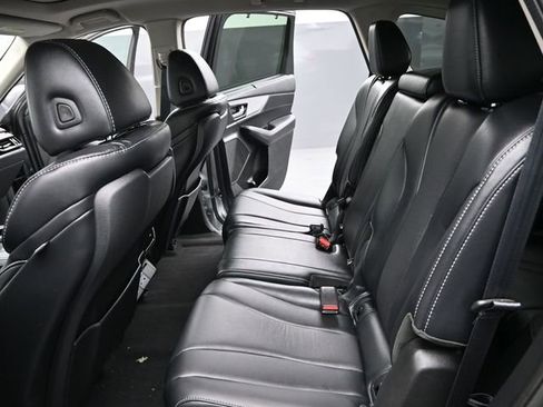 Used 2023 Acura MDX SH-AWD w/ Technology Package image 17