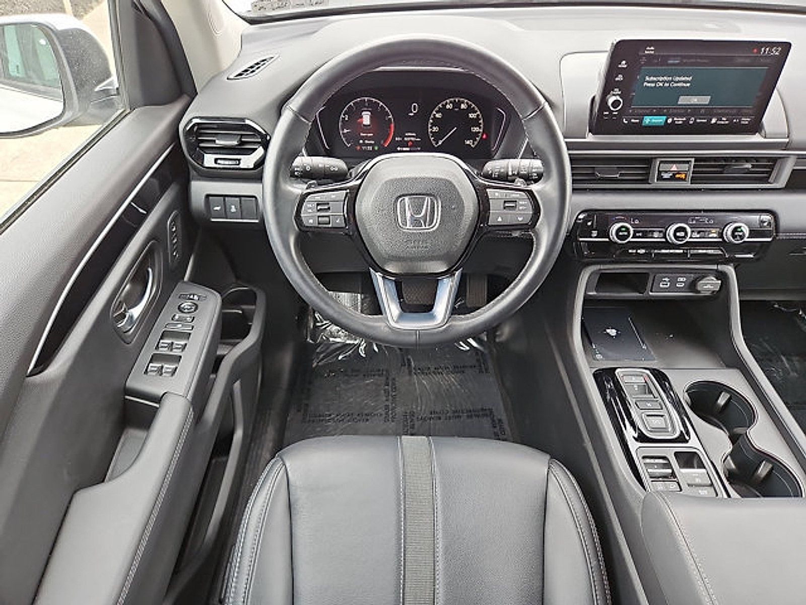 Used 2024 Honda Pilot EX-L image 11