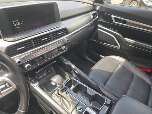 Used 2022 Kia Telluride S FWD image 29