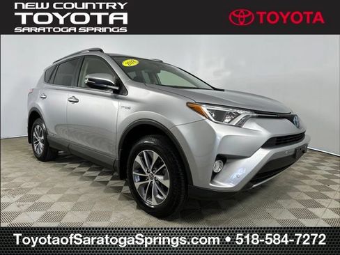 Used 2018 Toyota RAV4 XLE w/ Convenience Package AWD/4WD image 1