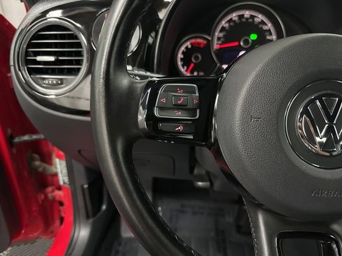 Used 2019 Volkswagen Beetle 2.0T S image 17