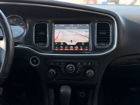 Used 2014 Dodge Charger R/T image 33