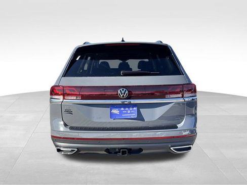 New 2026 Volkswagen Atlas SE FWD image 4