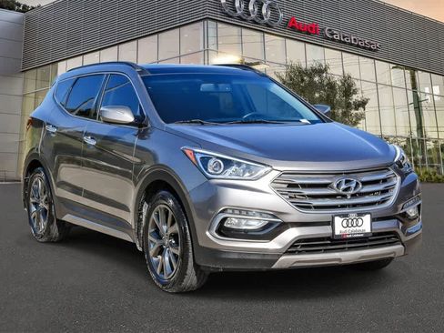 Used 2018 Hyundai Santa Fe Sport image 5