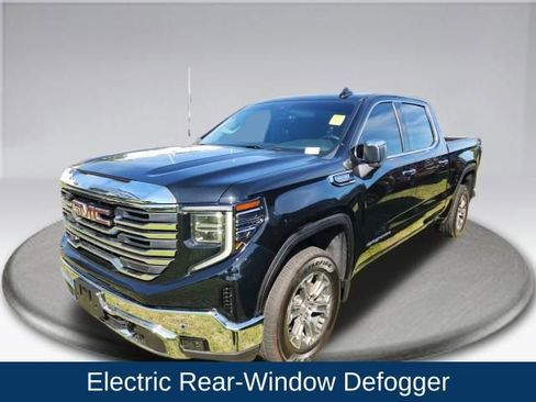 Used 2024 GMC Sierra 1500 SLT image 12