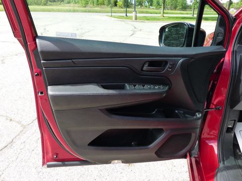 Used 2023 Honda Odyssey Sport image 20