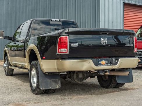 Used 2017 RAM 3500 Laramie Longhorn image 4