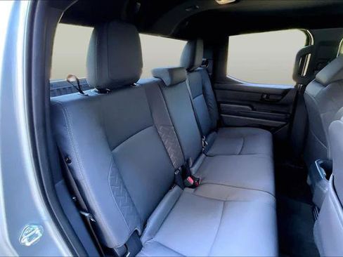 Certified 2025 Toyota Tacoma SR5 AWD/4WD image 20