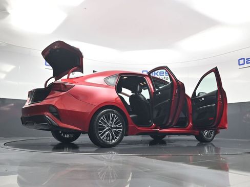 Certified 2024 Kia Forte GT-Line image 59